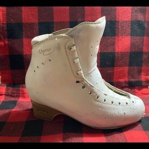 Edea Chorus Ice Skates - 250